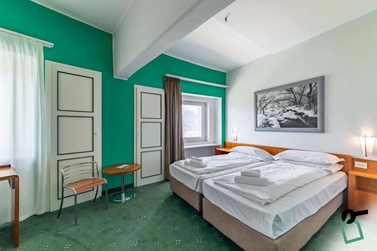 Hotiday Room Collection - Sauze Torre Oulx المظهر الخارجي الصورة