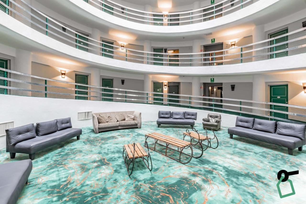 Hotiday Room Collection - Sauze Torre Oulx المظهر الخارجي الصورة
