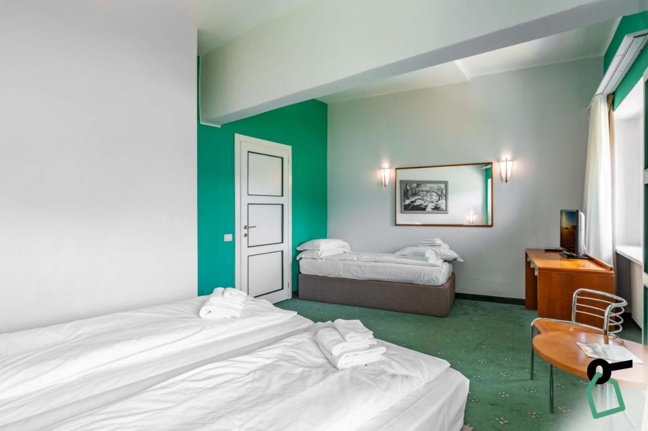 Hotiday Room Collection - Sauze Torre Oulx المظهر الخارجي الصورة