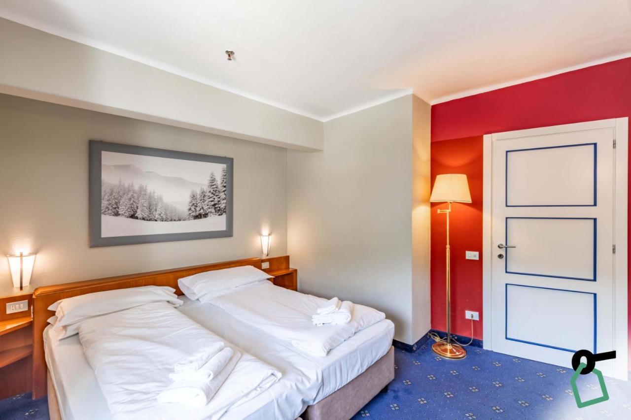 Hotiday Room Collection - Sauze Torre Oulx المظهر الخارجي الصورة