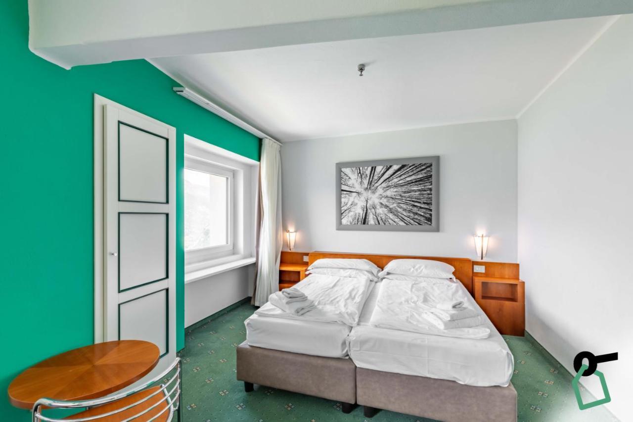 Hotiday Room Collection - Sauze Torre Oulx المظهر الخارجي الصورة